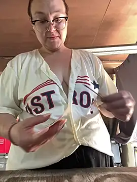 HTXBELLE online show from 02.28.26