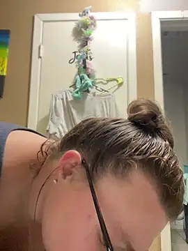 HTXBELLE online show from 04.18.26