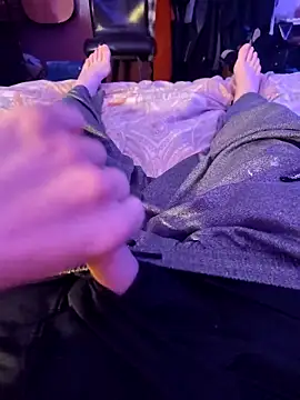 Cummaker69 online show from 02.18.25