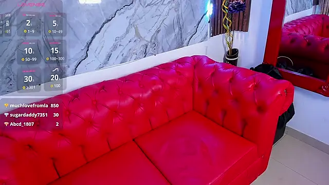 Snapshot of Guxplo_ chatting on 03.21.25 Guxplo  online show from 03.21.25