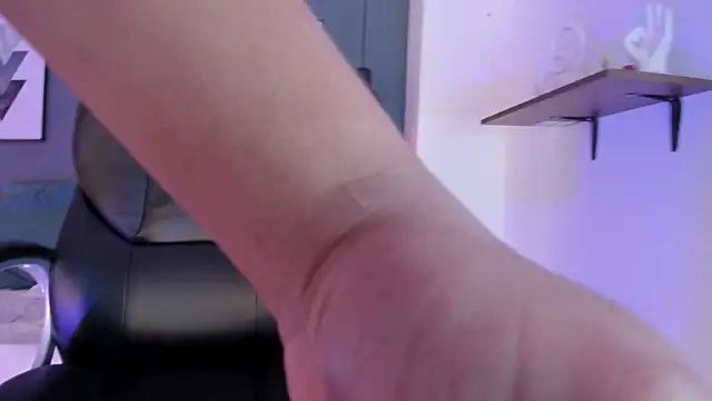 LianaSaez online show from 02.27.25