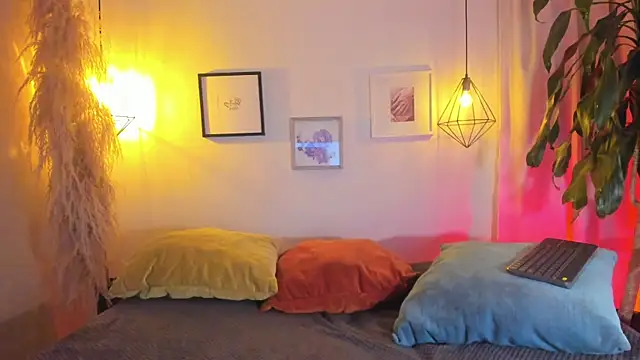 iiangel  online show from 10.09.25