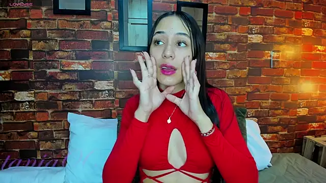 Snapshot of TANIA_06 chatting on 02.28.25 TANIA 06 online show from 02.28.25