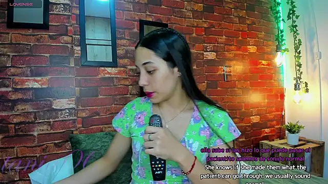 Snapshot of TANIA_06 chatting on 03.01.25 TANIA 06 online show from 03.01.25