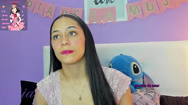 Snapshot of TANIA_06 chatting on 03.08.25 TANIA 06 online show from 03.08.25