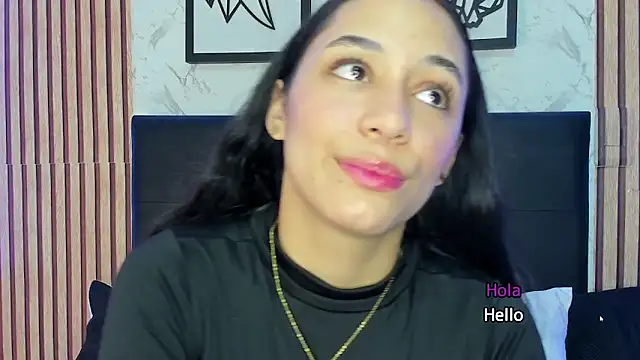 Snapshot of TANIA_06 chatting on 03.13.25 TANIA 06 online show from 03.13.25