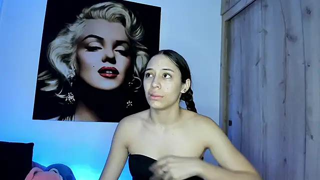 Snapshot of TANIA_06 chatting on 10.09.25 TANIA 06 online show from 10.09.25