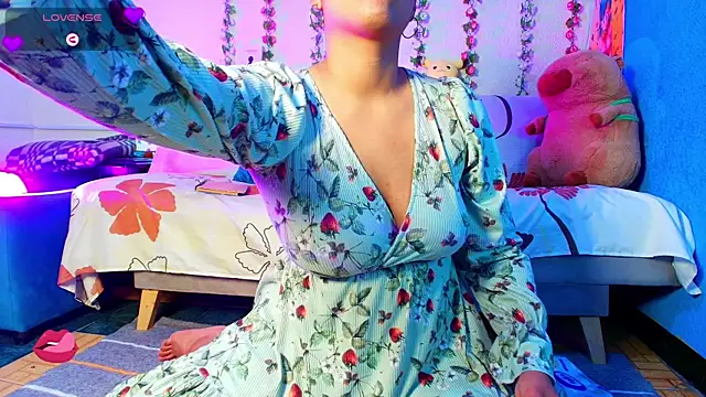 Vicky Miller 05 online show from 04.14.26