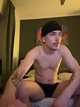 NaomiMulan online show from 02.22.25