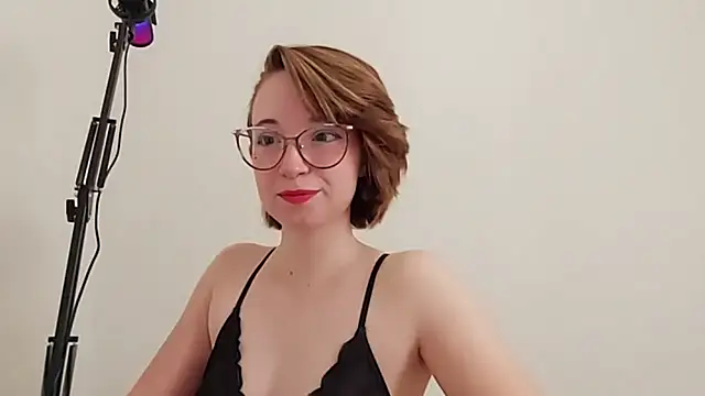 Elise Nyx online show from 10.27.25