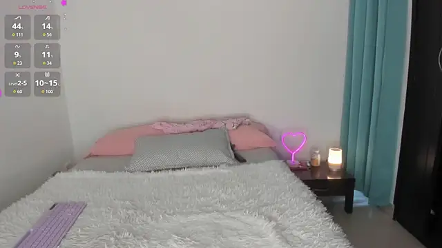  lucianapalmer online show from 02.09.26