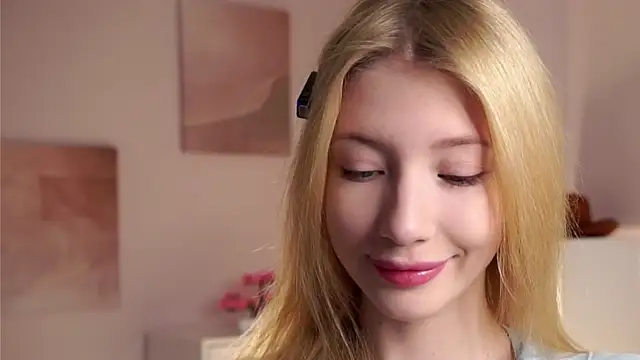 SunnivaCovil online show from 03.30.26