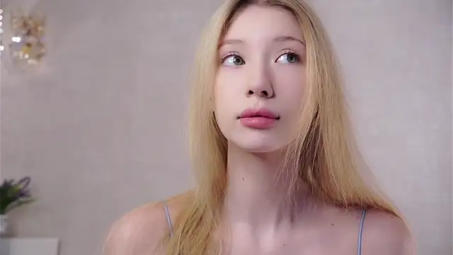 SunnivaCovil online show from 05.18.26