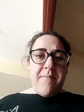 Dolcecurvy online show from 12.15.25