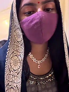 Dishasarmaa05 online show from 11.17.25