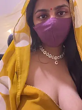 Dishasarmaa05 online show from 11.18.25