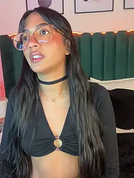 Tyla Ks online show from 03.11.25