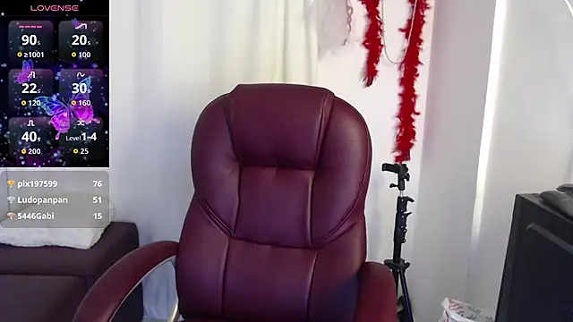 Mature 2025 online show from 02.08.26