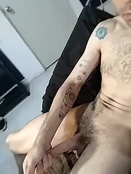 Melvin8011 online show from 02.19.25