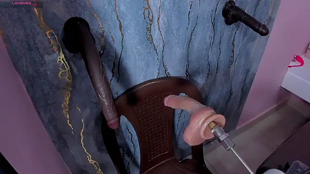 honey sofii  online show from 10.16.25