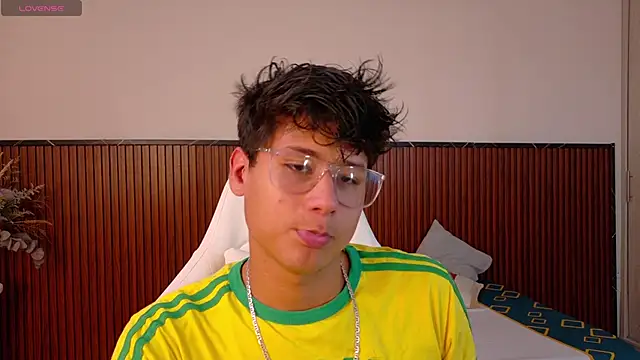 Raiden  Boy online show from 02.28.25