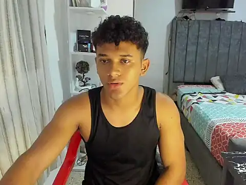 Snapshot of Fox2evans chatting on 12.16.25 Fox2evans online show from 12.16.25