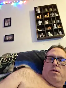 Snapshot of Smallone327 chatting on 02.23.25 Smallone327 online show from 02.23.25