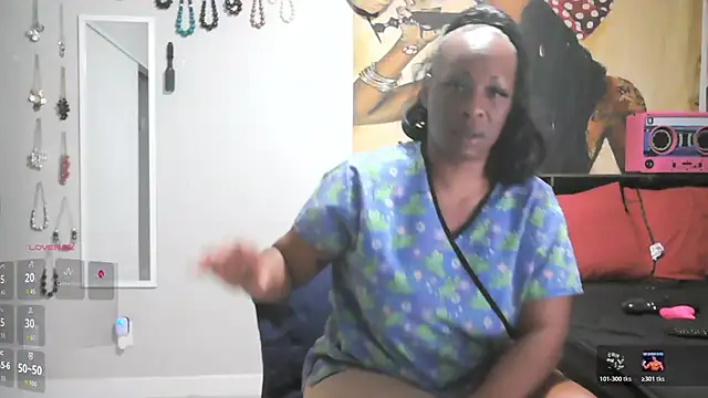 Queenanitadix online show from 03.31.26