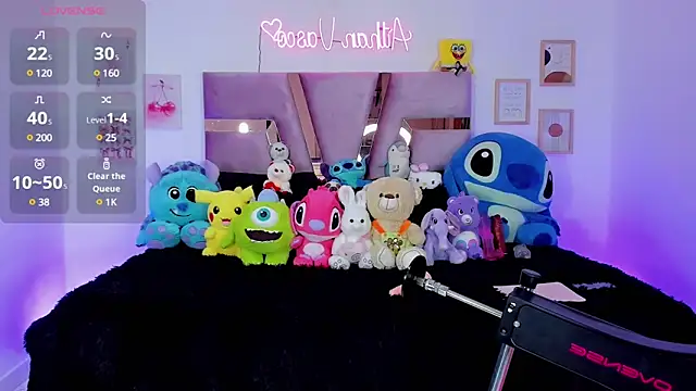 Snapshot of femboy-20 chatting on 03.01.25 femboy-20 online show from 03.01.25