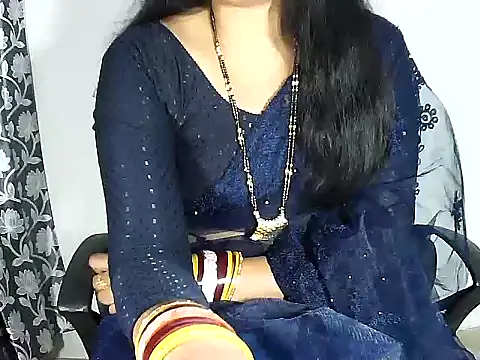 Snapshot of siyajaan chatting on 03.17.25 siyajaan online show from 03.17.25