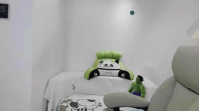 Dazzlebean online show from 04.10.26