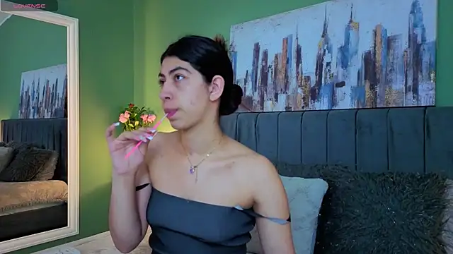 Cassie bloom online show from 04.12.26