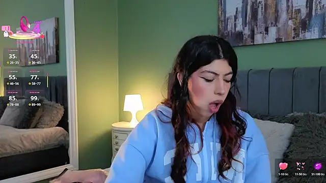 Cassie bloom online show from 05.26.26