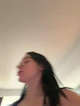 Mia Splash online show from 03.09.26