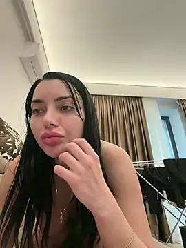 Snapshot of Mia_Splash chatting on 05.22.26 Mia Splash online show from 05.22.26