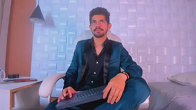 AlejandroStormm online show from 02.26.25