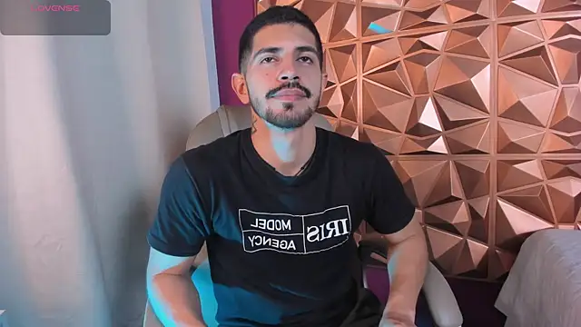 AlejandroStormm online show from 02.19.26