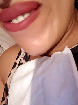 Sexlove1xo online show from 11.02.25