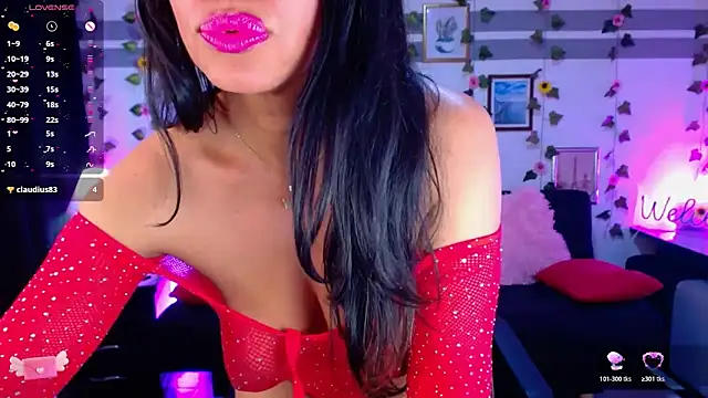 Snapshot of AbbyPrincessAGT chatting on 11.10.25 AbbyPrincessAGT online show from 11.10.25