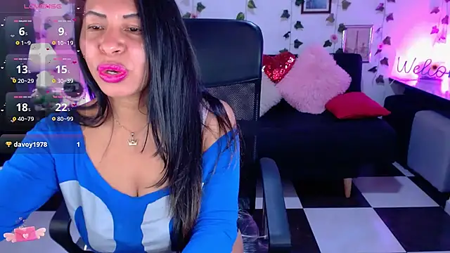 Snapshot of AbbyPrincessAGT chatting on 11.14.25 AbbyPrincessAGT online show from 11.14.25