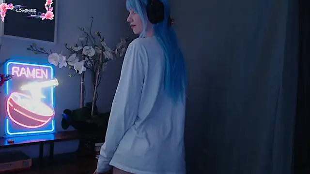 Snapshot of missjendare chatting on 02.25.25 missjendare online show from 02.25.25