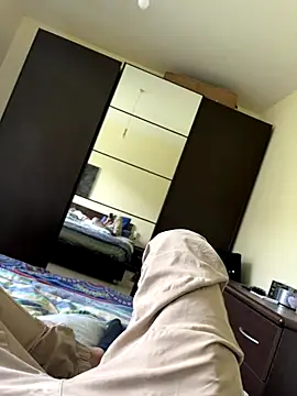 mikekmi21 online show from 12.15.25