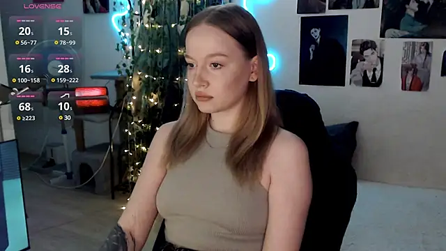 Snapshot of lissallor_ chatting on 03.05.25 lissallor  online show from 03.05.25