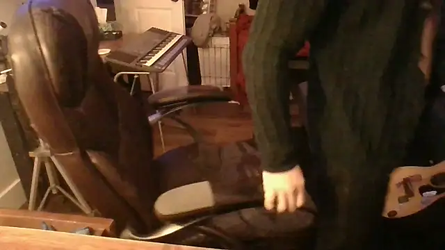 JCstrings online show from 02.21.25