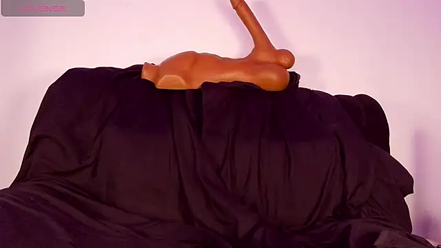 MsBootyBoop online show from 12.21.25