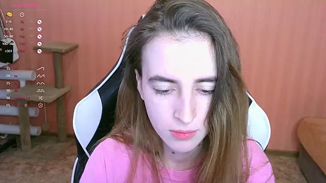 Snapshot of reaiss chatting on 02.23.25 reaiss online show from 02.23.25