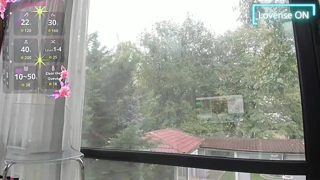 Snapshot of Bella_Posh chatting on 09.17.25 Bella Posh online show from 09.17.25