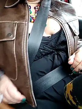 Erika41 online show from 10.04.25