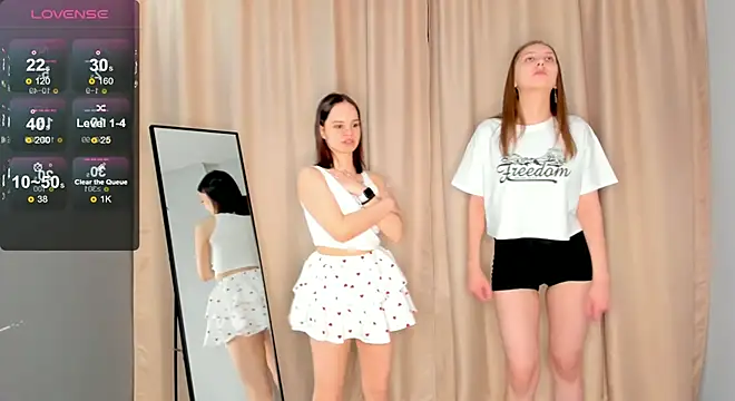 Snapshot of AislyEnderson chatting on 02.20.25 AislyEnderson online show from 02.20.25