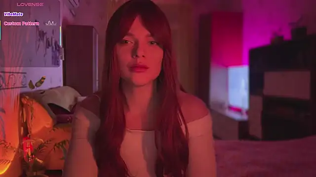 CherryRed Girl online show from 03.02.26